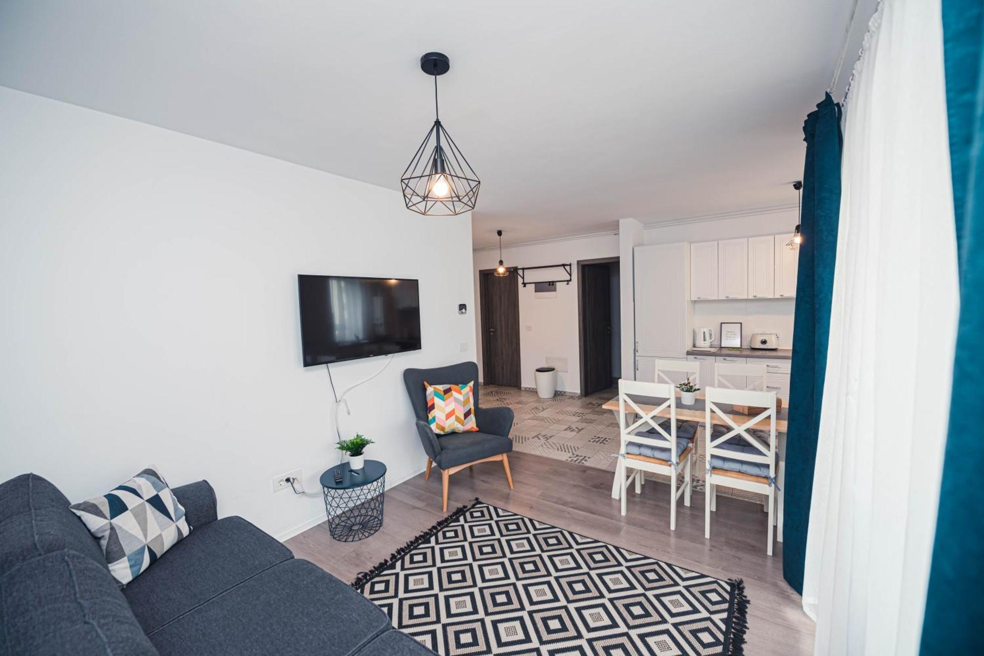 White Mood Apartment 2 บราชอฟ ภายนอก รูปภาพ